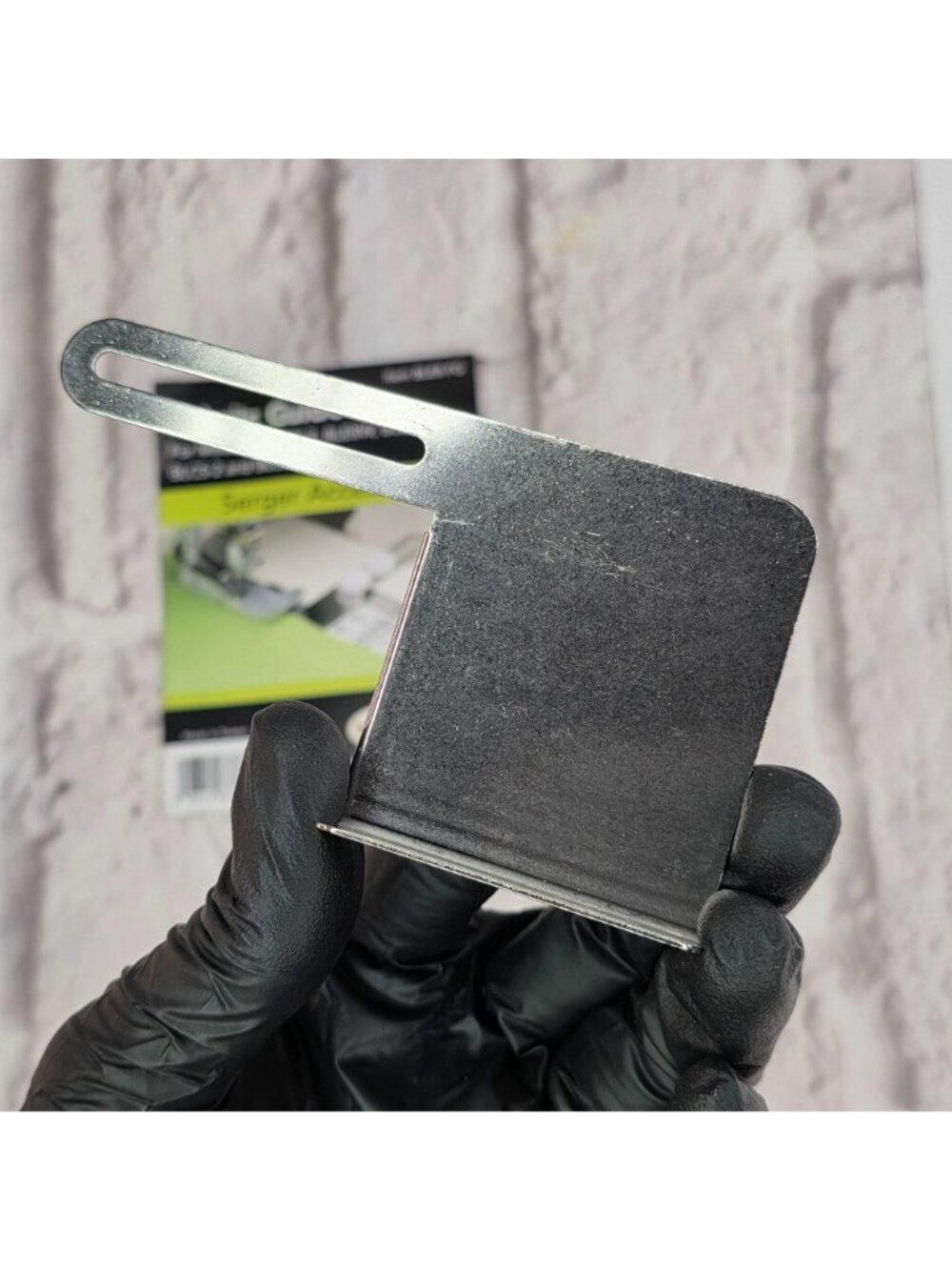 Baby Lock Fabric Guide BLE8-FG Serger Accessory For BLE8W-2 BLE8W BLE8 BLCS-2 BL - Picture 3 of 5